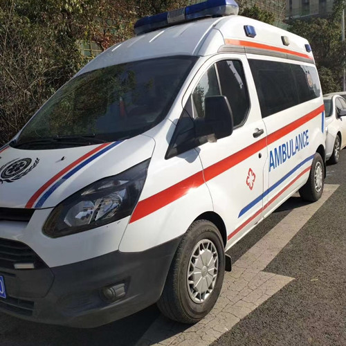 五华品质救护车出租,为您的健康出行负责